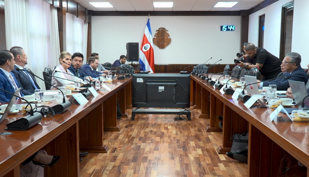 Asamblea Legislativa definirá por segunda vez aumento del FEES 2027