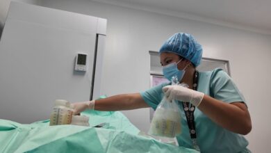 Hospital de Puntarenas: Banco de Leche hace recolección en hogares de madres donadoras