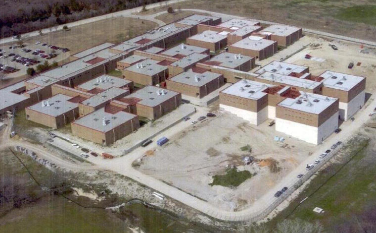 Celso Gamboa y Edwin López: así es la cárcel en Texas donde están recluidos los extraditados