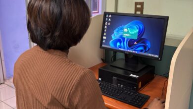 MEP y PROCOMER impulsan becas digitales a jóvenes y adultos