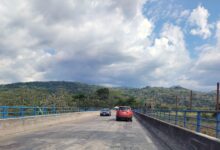 Asfaltado del puente sobre el río Tárcoles avanzará en jornada intensiva de 48 horas