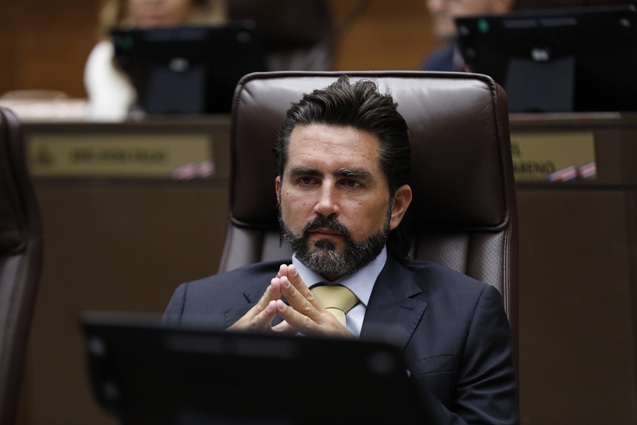 Diputado Barzuna impulsa cambios a ley de resolución financiera tras caso de Coopeservidores