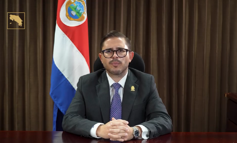 Gabriel Aguilar cuestiona a Carlo Díaz: “Cada quien escoge sus prioridades”