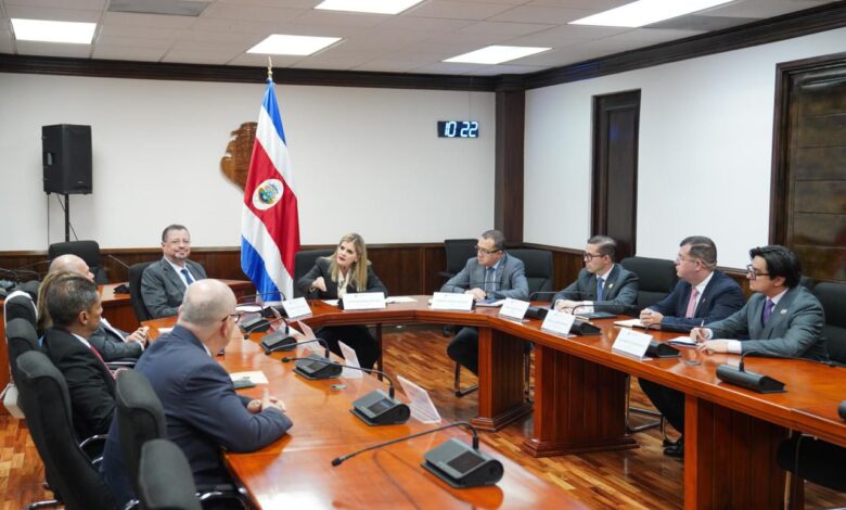 Laura Fernández presentará paquete de reformas al Poder Judicial ante la Asamblea Legislativa