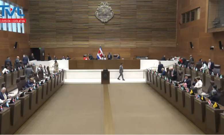 Falta de quórum provocó regaño de Yara Jiménez en la Asamblea Legislativa