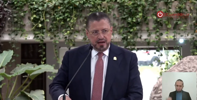 Gobierno prepara plan para evitar que aumente la deuda del país