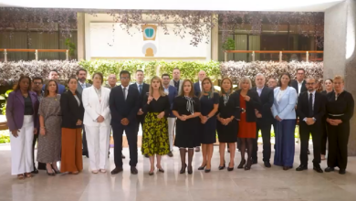 Oficialismo anuncia querella contra cuatro magistrados y califica el fallo como un "golpe de Estado"