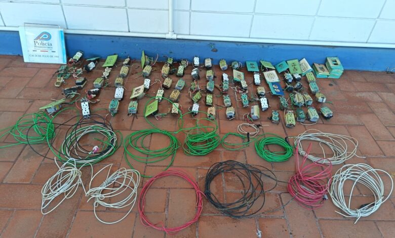 Ni los tomacorrientes se salvaron en las cárceles