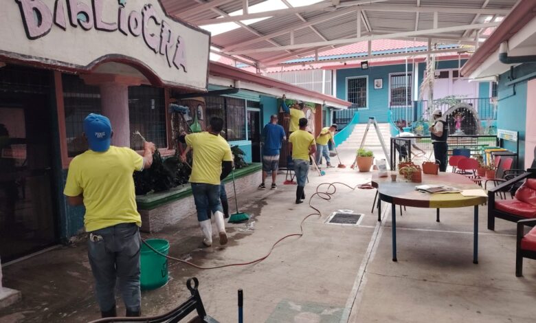 Privados de libertad realizan mejoras en escuelas de todo el país