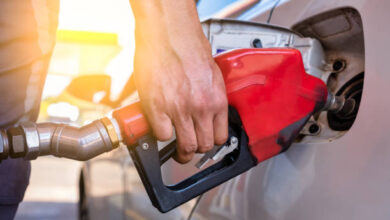 ¿Viene una rebaja en los combustibles? Esto es lo que se proyecta para agosto