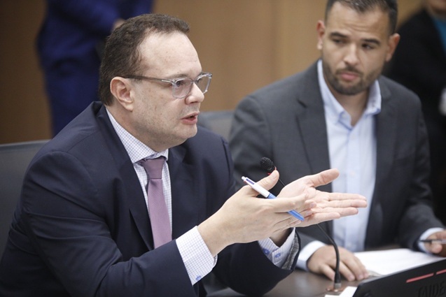 “¿Por qué tanto interés en hacer ruido?”: diputado Gonzalo Ramírez señala a PLN y Frente Amplio tras comparecencia del rector de la UCR