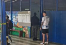 Llevarse una papeleta le costó caro a un votante